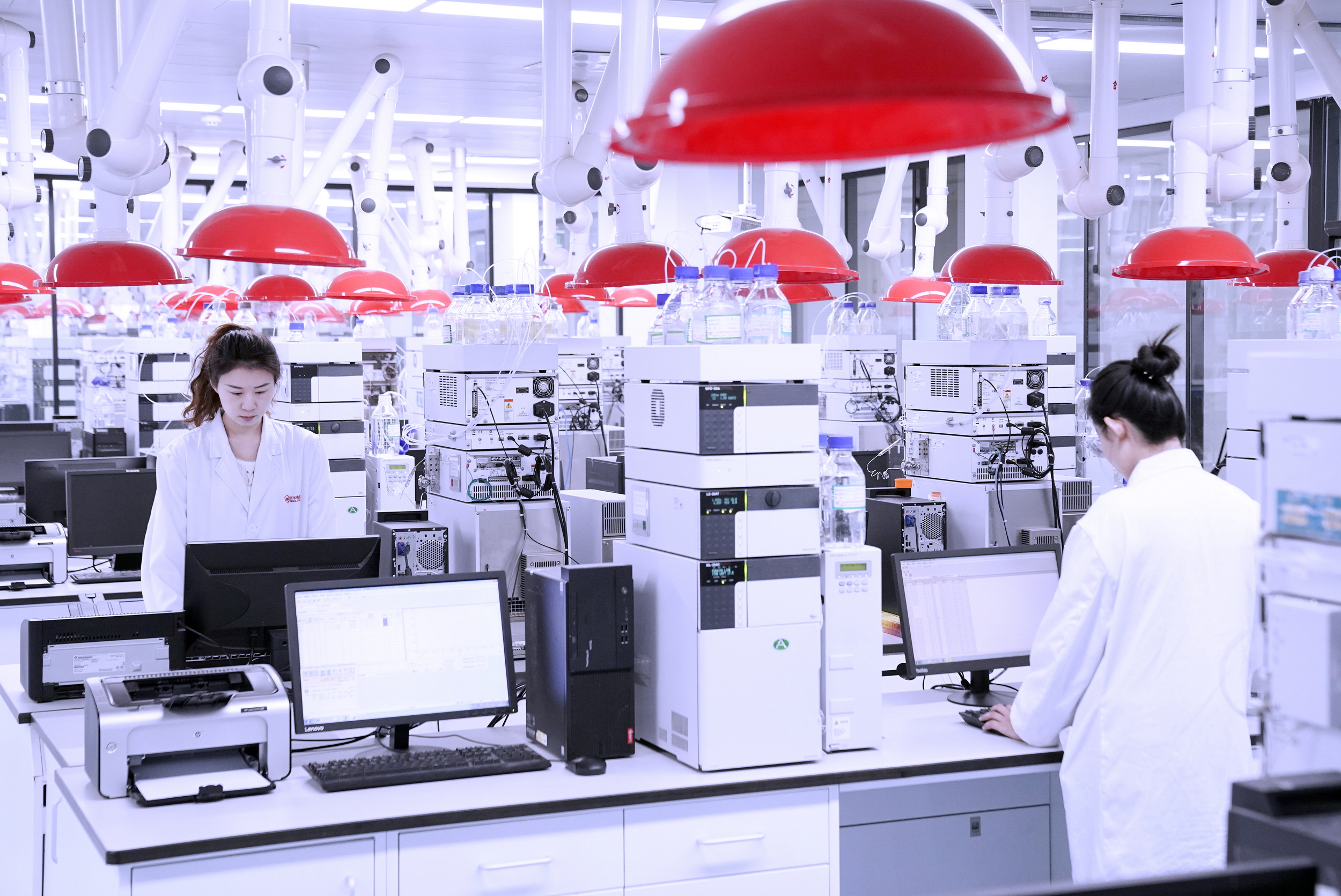 华鲁集团研发转化全面加速 新产品陆续投放市场 .jpg